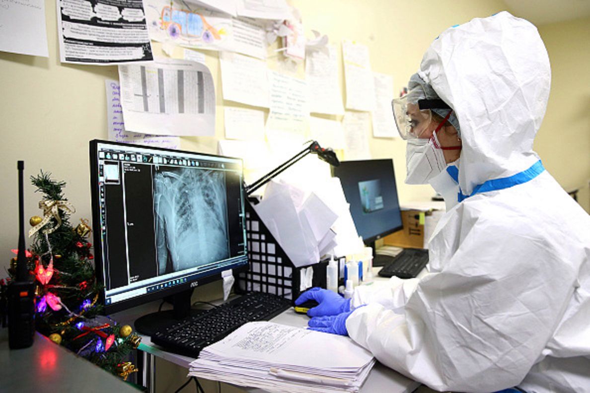 Powikłania płucne po COVID-19. Kiedy na badanie?