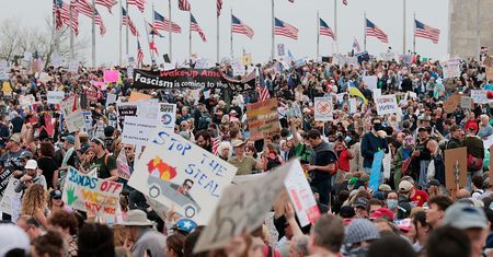 Wielki protest w Waszyngtonie. Nie zgadzają się Trumpem