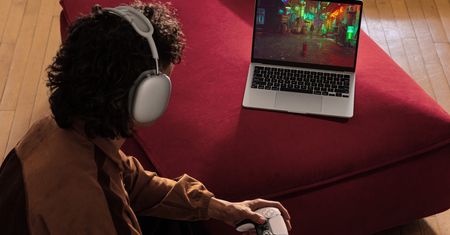 Apple zapowiada kolejną premierę. MacBook Air M4?