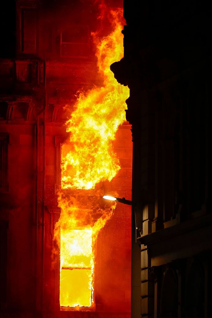 Pożar dworca kolejowego w Glasgow