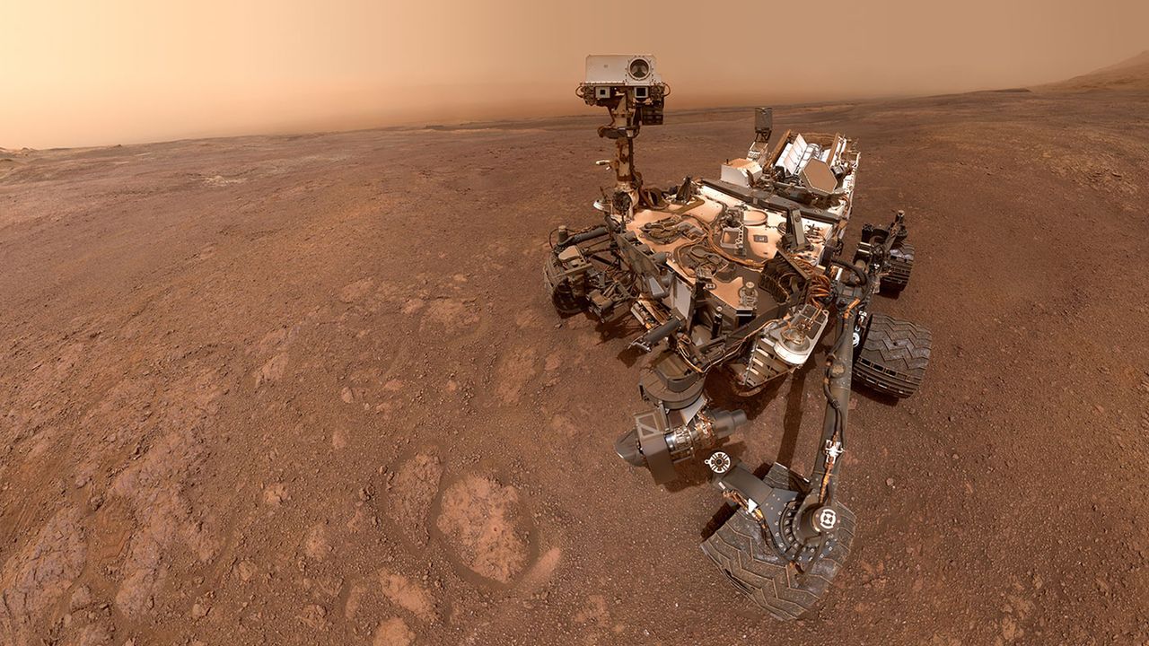 Zdjęcia z Marsa: Nowe obszary oraz Curiosity w całej okazałości