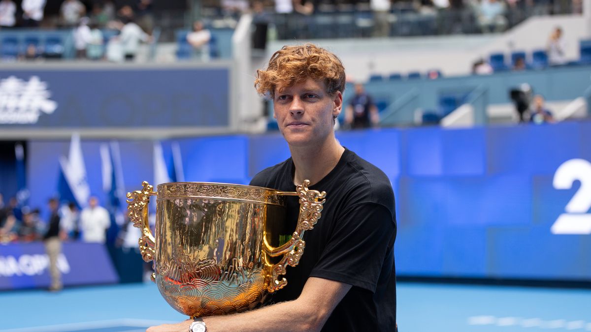 Jannik Sinner wygrywa w Pekinie