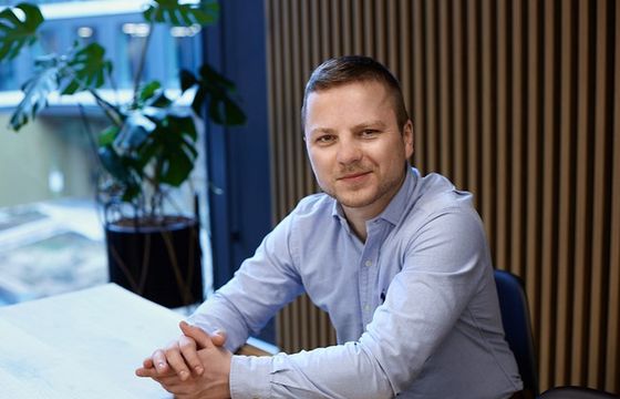 Mateusz Grzeszczuk dyrektorem zarządzającym agencji Riposta