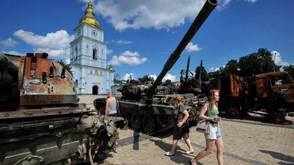 Mieszkańcy Kijowa mogli podziwiać niszczącą siłę swojej armii. W centrum miasta urządzona została plenerowa wystawa rosyjskich militariów  
