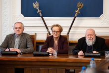 "Dron" słowem roku 2025. 