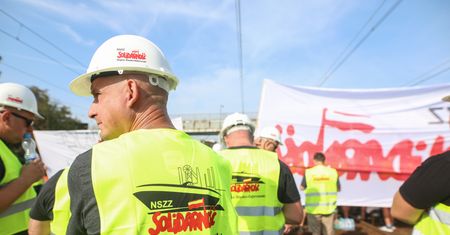 Wielkie zwolnienia grupowe zakończone. "Odeszło 3665 pracowników"
