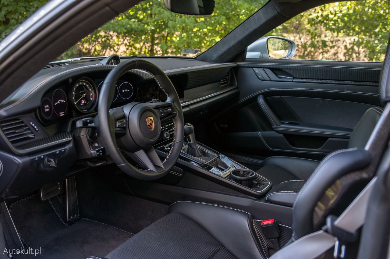 Porsche 911 GT3 z Pakietem Touring (2023)