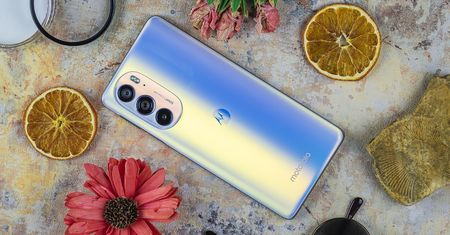 Masz 1% szans za znalezienie szybszego telefonu. Nowa Motorola działa genialnie, choć w pełni genialna nie jest