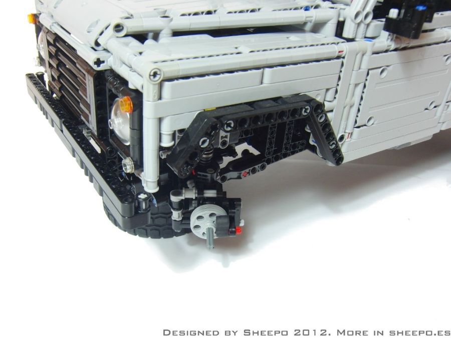 Idealna zabawka dla fanów marki Land Rover i klocków LEGO [wideo] 4