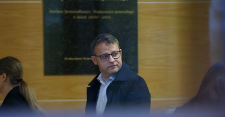 Romanowski z kolejnymi zarzutami. Jest wniosek o uchylenie immunitetu