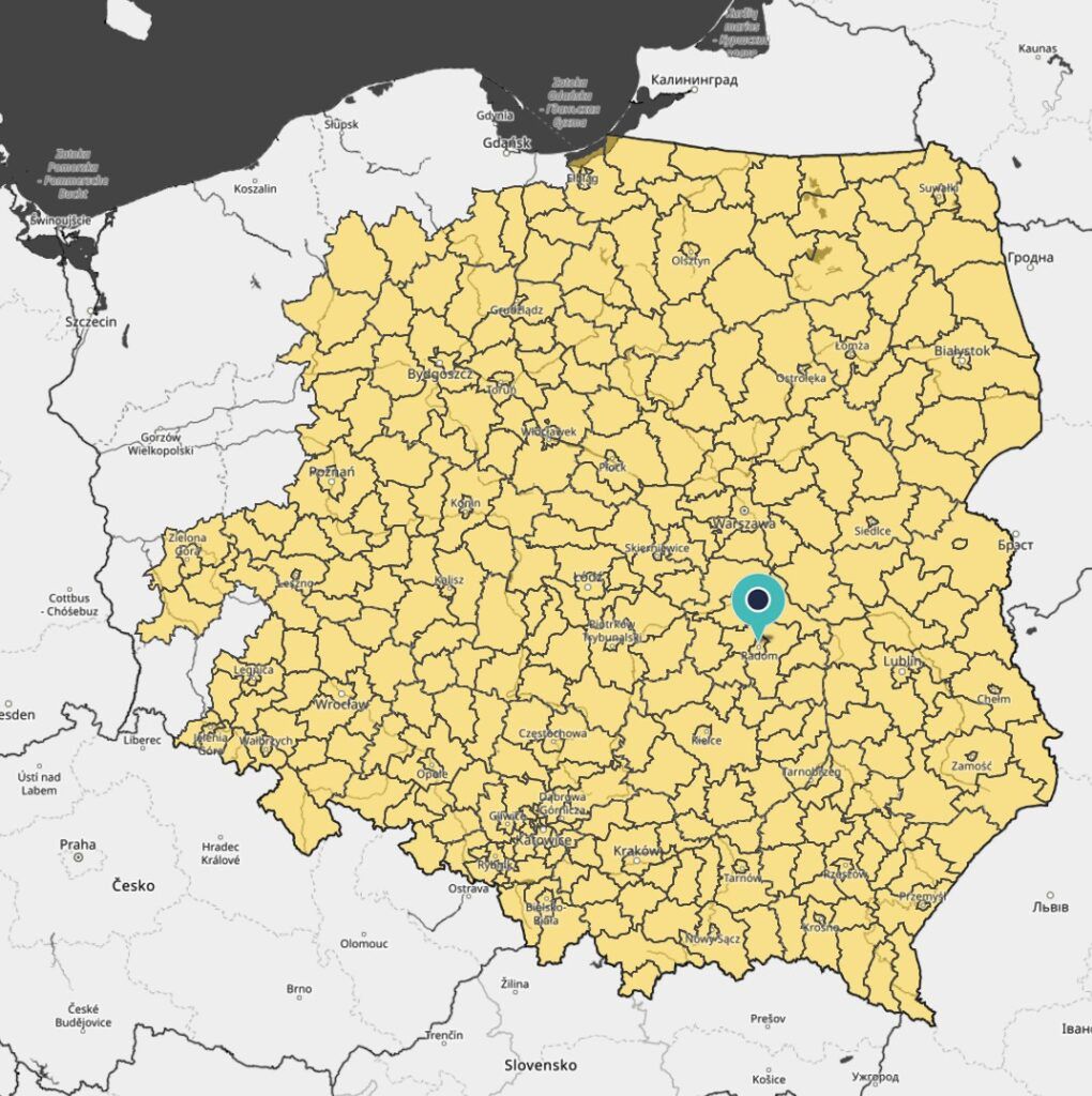 Mazowieckie: Gęsta mgła nad województwem tej nocy. Żółte ostrzeżenie dla kierowców, ale także apel policji