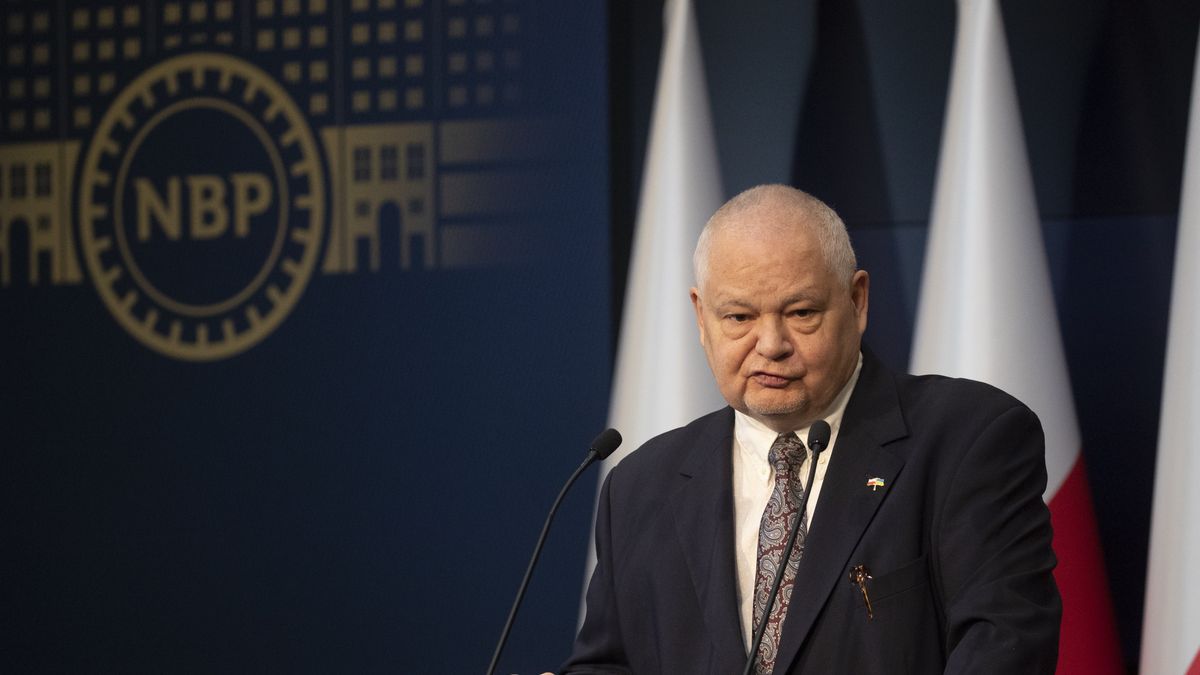 06.05.2022. Warszawa. Konferencja prasowa prezesa Narodowego Banku Polskiego po posiedzeniu Rady Polityki Pienieznej.  n/z Adam Glapinski