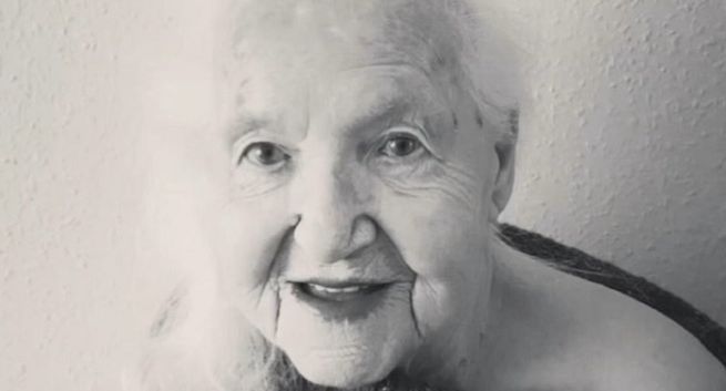Nie żyje 97-letnia instagramerka. Tworzyła profil „Życie zaczyna się po 90”