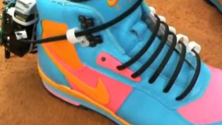 Samowiążące się buty z filmu "Powrót do Przyszłości" [wideo] 1