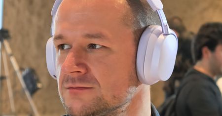 Wolisz pchełki, nauszne czy klipsy? vivo wprowadza do Polski trzy pary słuchawek