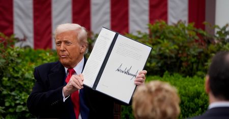 Trump nakłada cła na Chiny. "To będzie szalony czwartek"