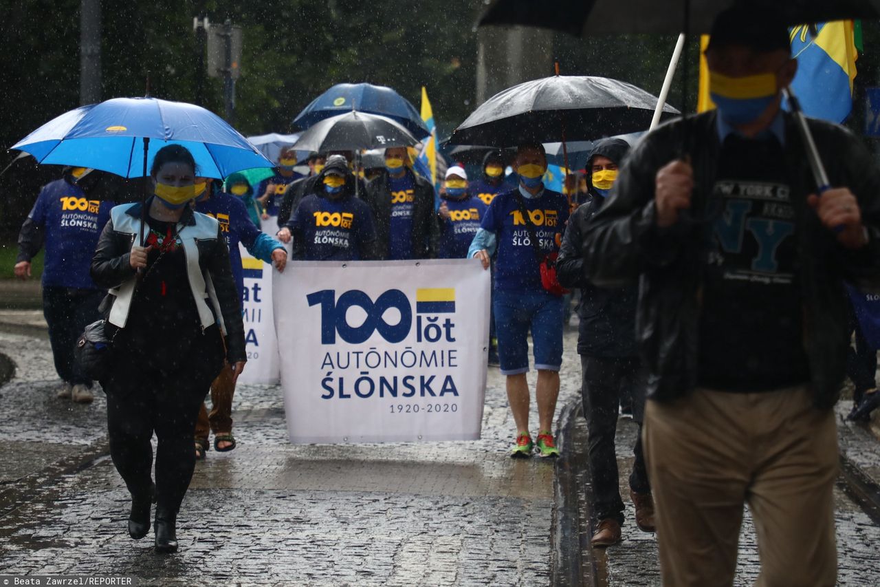 Marsz Autonomii Śląska przeszedł przez Katowice. Ograniczona liczba uczestników