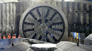 Widzieliśmy finał drążenia rekordowego tunelu w Polsce. 16 nacji na budowie