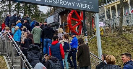 Koniec sezonu? Nie w Zakopanem. Tłumy mimo końca wakacji!