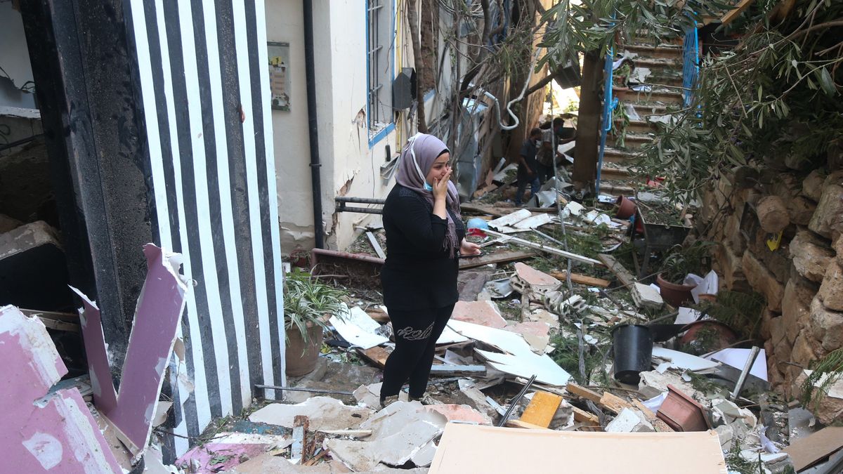 Liban. Eksplozja w Bejrucie. Wielka Brytania zaoferowała wsparcie Libańczykom.