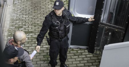 Siedem lat po ataku w galerii. Sprawca już na wolności