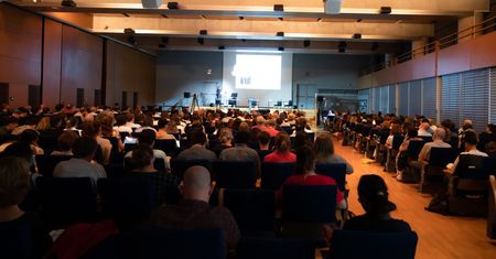 Czego nie zastąpi sztuczna inteligencja? Bezpłatna konferencja w Ostrowcu
