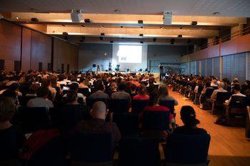 Czego nie zastąpi sztuczna inteligencja? Bezpłatna konferencja w Ostrowcu