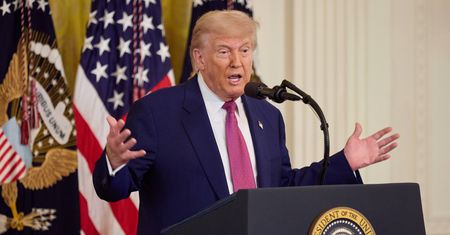 Trump po katastrofie lotniczej w Indiach. "Dałem im kilka wskazówek"