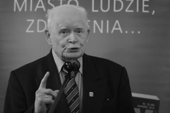 Tak żegnają prof. Strzembosza. "Jego odejście zamyka pewną epokę"