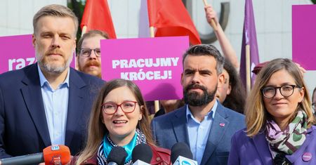 Partia Razem głosowała ws. wyjścia z klubu Lewicy. Są wyniki