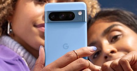Google Pixel i Google Store oficjalnie w Polsce! Trzy smartfony na start