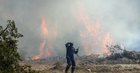 Nie tylko Rodos i Korfu. Ewakuują z kolejnych miejsc w Grecji