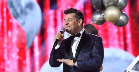 Wykształcenie Zenka Martyniuka. Lepiej usiądźcie