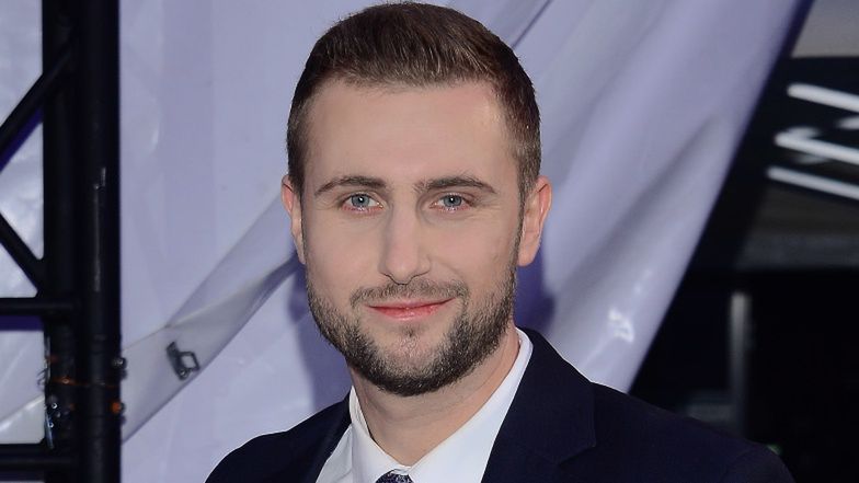 Miłosz Kłeczek dysponuje pokaźnym dobytkiem. Co wiemy o majątku dziennikarza TVP? 