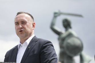 Podatek od najbogatszych. Kobosko: Powinni płacić więcej