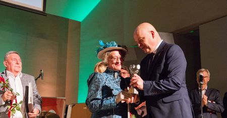 Elżbieta Maliszewska laureatką konkursu "Senior Godny Naśladowania" !