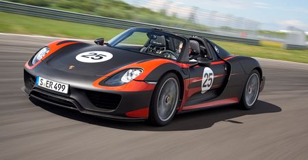Pełne dane techniczne Porsche 918 Spyder ujawnione!