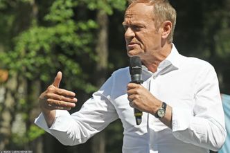 Donald Tusk: tylko odpowiedzialna władza, tylko tacy ludzie jak my są w stanie uratować 500 plus