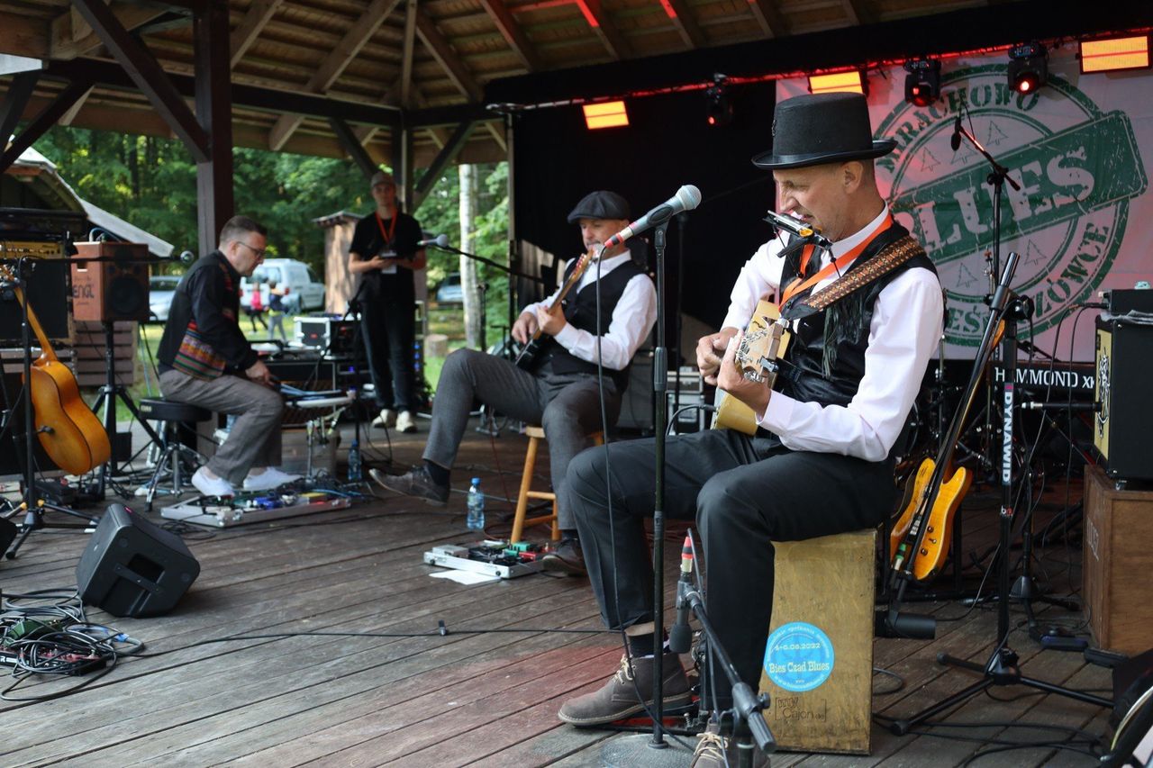 Blues w Leśniczówce niezmiennie popularny. Za nami pierwszy dzień imprezy