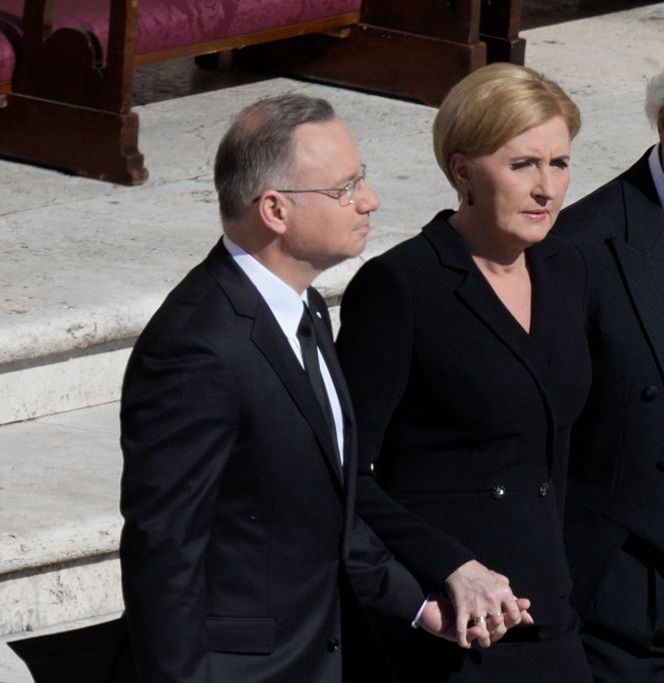 Agata Duda i Andrzej Duda podczas pogrzebu papieża Franciszka