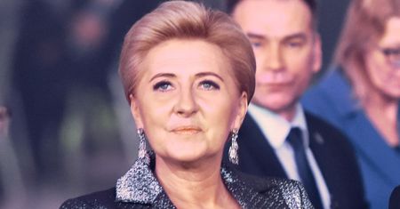 "Najlepiej ubrana". Miała przyćmić nawet żonę Macrona