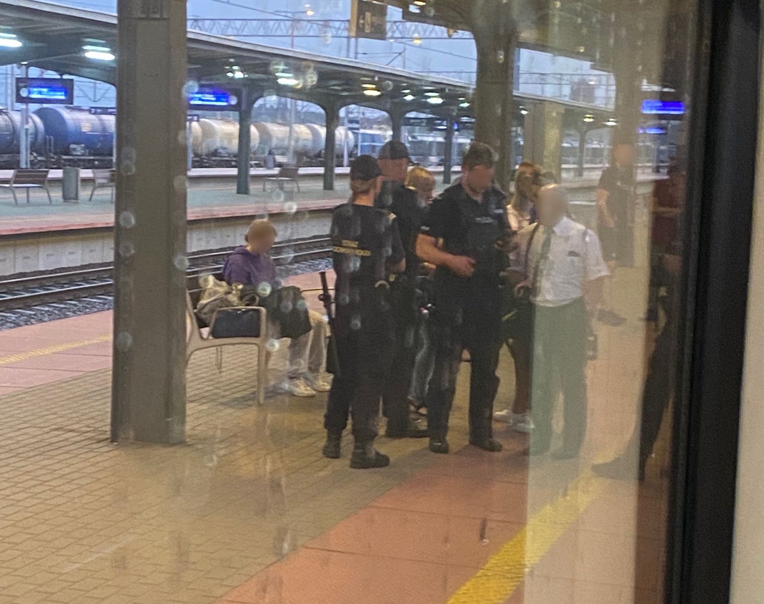Na miejsce wezwana została policja 