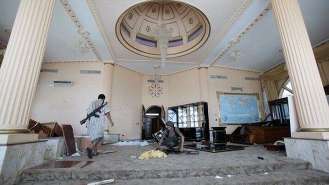 Opuszczone luksusowe wille libijskich lojalistów 1