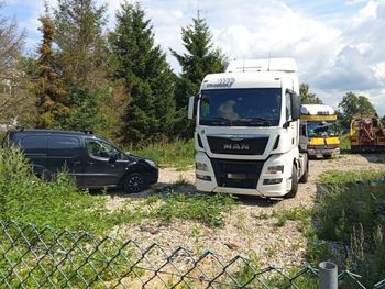 Zuchwała kradzież w zakładach mięsnych. Wywieźli 18 ton wyrobów