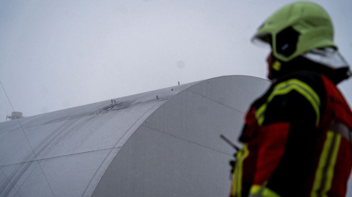 Uszkodzenie sarkofagu w Czarnobylu przez rosyjskiego drona