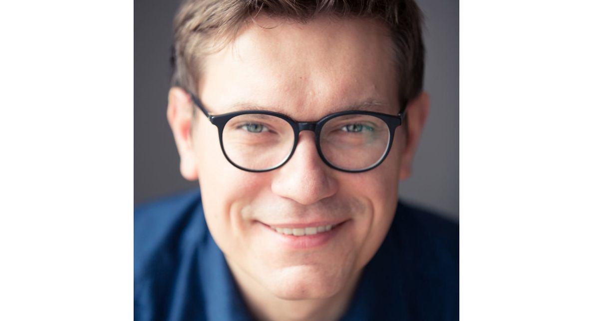 Dr Łukasz Pawłowski