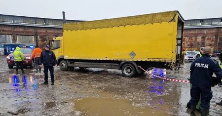 Tragedia na terenie zakładu. Nie żyje 32-latek