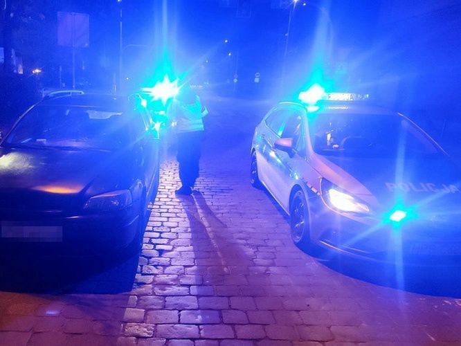 Policja rozmawiała z matką dziewczynki