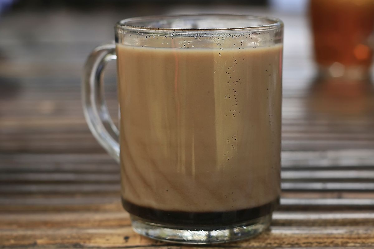Introducing rice milk as a game-changer for coffee lovers, a health-promoting and delicious substitute for cow's milk