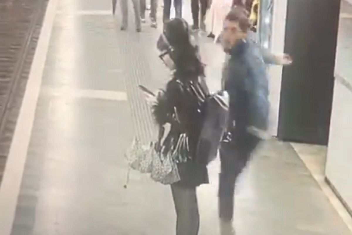 Bił przypadkowe kobiety w metrze. Ochrona puściła go wolno